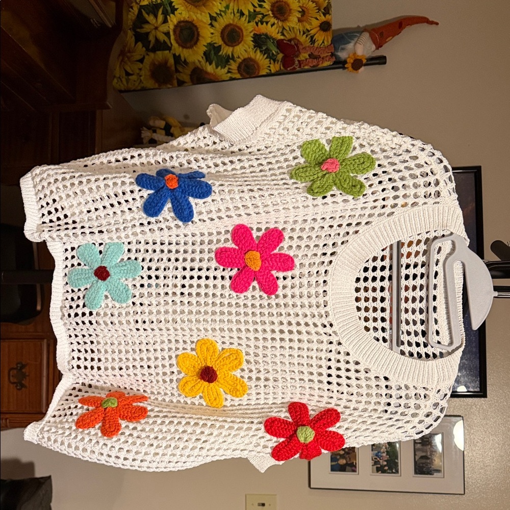 Floral Crochet Women Top - White with Multicolor Accents - Picture 4 of 4